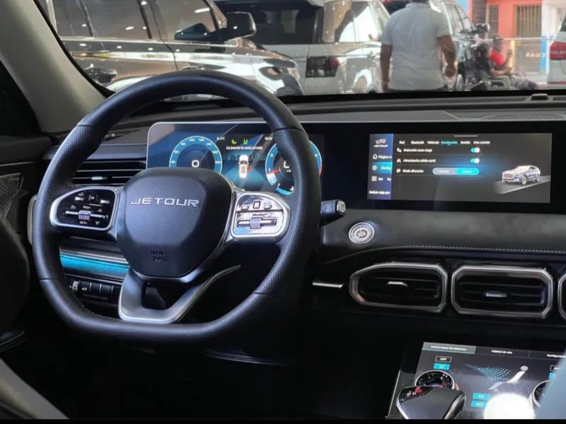 Jetour X70 2025 — Interior